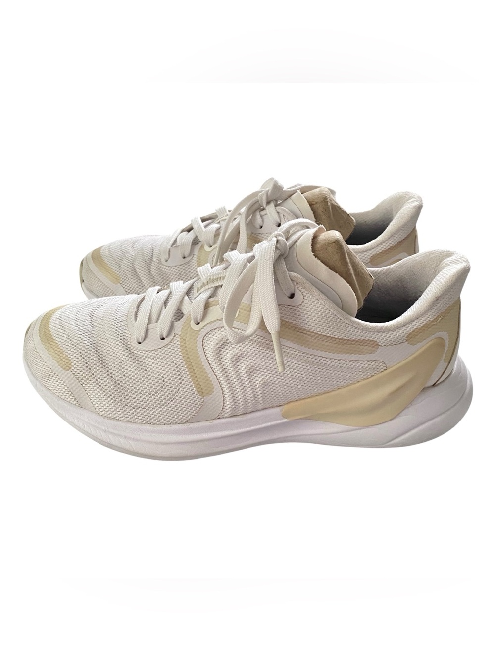 Lululemon Blissfeel 2 Women’s Running Shoes Size 7.5 White Vapor Mesh Athletic